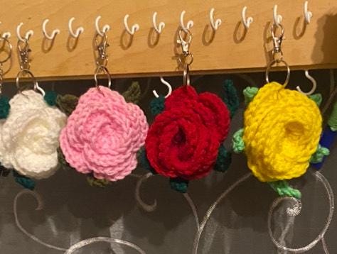 crochet Rose keychain, rose keychain